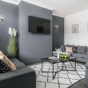 Beautiful 4bd Family Burley Leeds , Leeds (West Yorkshire) United Kingdom