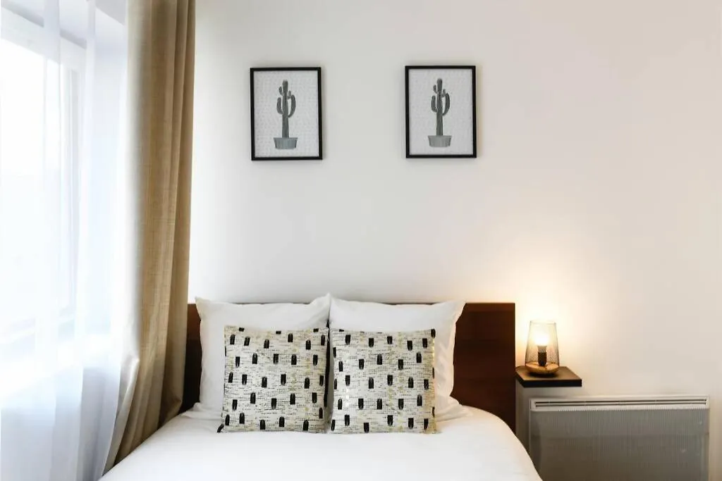 Studio Cosy En Plein Centre-Ville D'Antony Apartment Antony